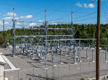 Six common bus configurations in substations up to 345 kV